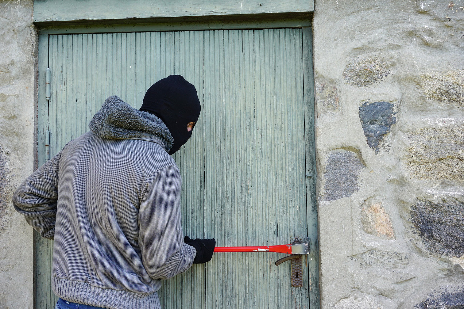 75 Easy Self Defense Tips You and Your Loved Ones Can Do Today!
